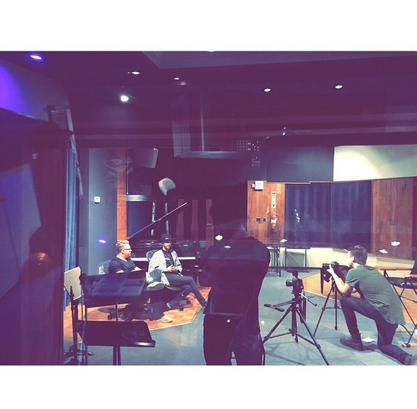Instagram Tokio Hotel: Gravando para o TokioHotelTV (18.01.15)