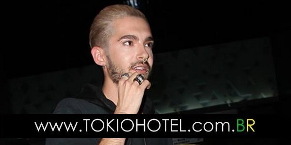 Novas fotos: Bill e Tom Kaulitz deixando um clube em Los Angeles (07.05.15)
