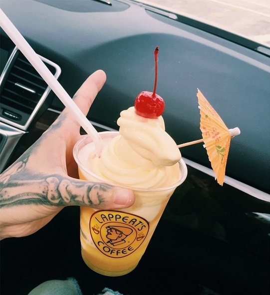 Instagram Bill Kaulitz: Se você ainda não teve isto em sua vida… (27.06.15)