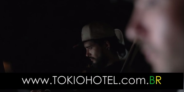 Abendzeitung-muenchen.de: Notícias do Tokio Hotel – Irmãos Kaulitz escrevem biografia de 400 páginas (13.07.15)