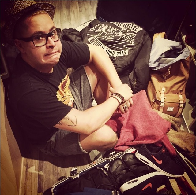 Instagram Gustav Schäfer: Perdido ao arrumar minhas malas (22.07.15)