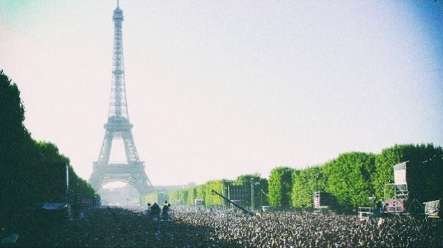 Instagram Tokio Hotel: Feliz dia da Bastilha, França! (14.07.15)