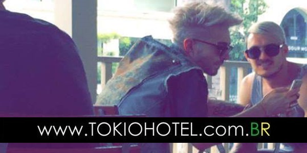 Nova foto: Bill Kaulitz no Le Pain em Los Angeles (12.09.15)