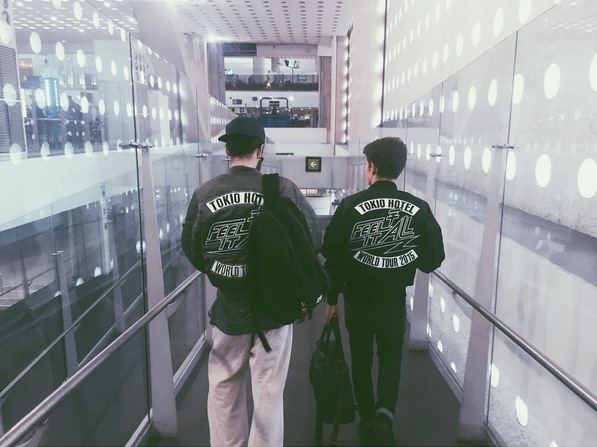 Instagram Bill Kaulitz: Último dia da terceira parte de nossa turnê! (03.09.15)