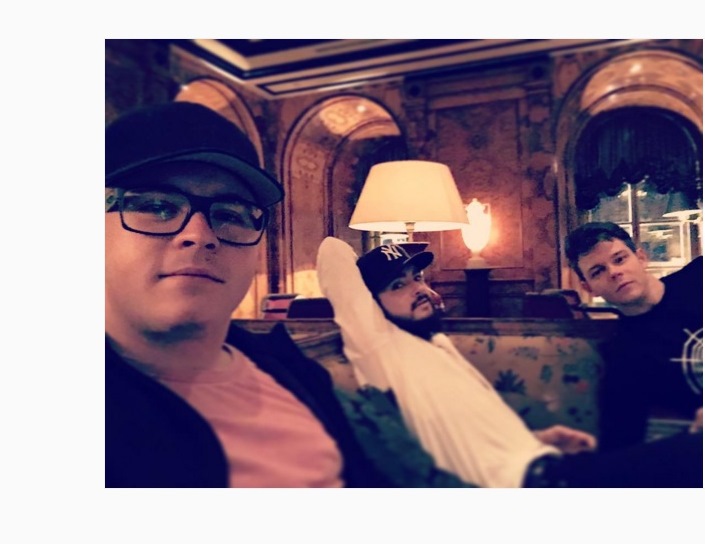 Instagram Gustav Schäfer: Noite romântica dos garotos (26.10.15)