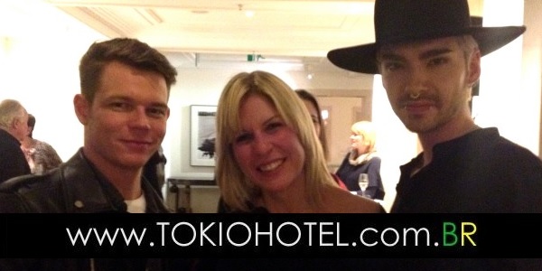 Novas fotos: Bill e Georg em uma exibição no hotel Adlon em Berlim, Alemanha (14.01.16)