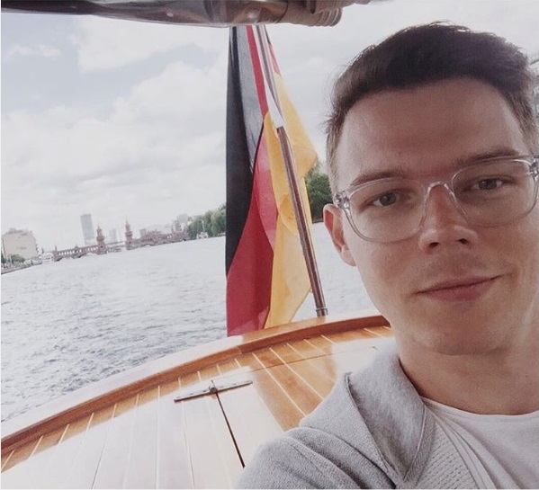 Instagram Georg Listing: Boa noite de jogo a todos! (12.06.16)