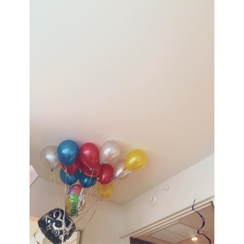 Instagram Bill Kaulitz: Aniversários (04.10.16)