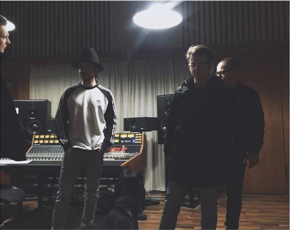 Instagram Bill Kaulitz: Garotos (25.01.17)